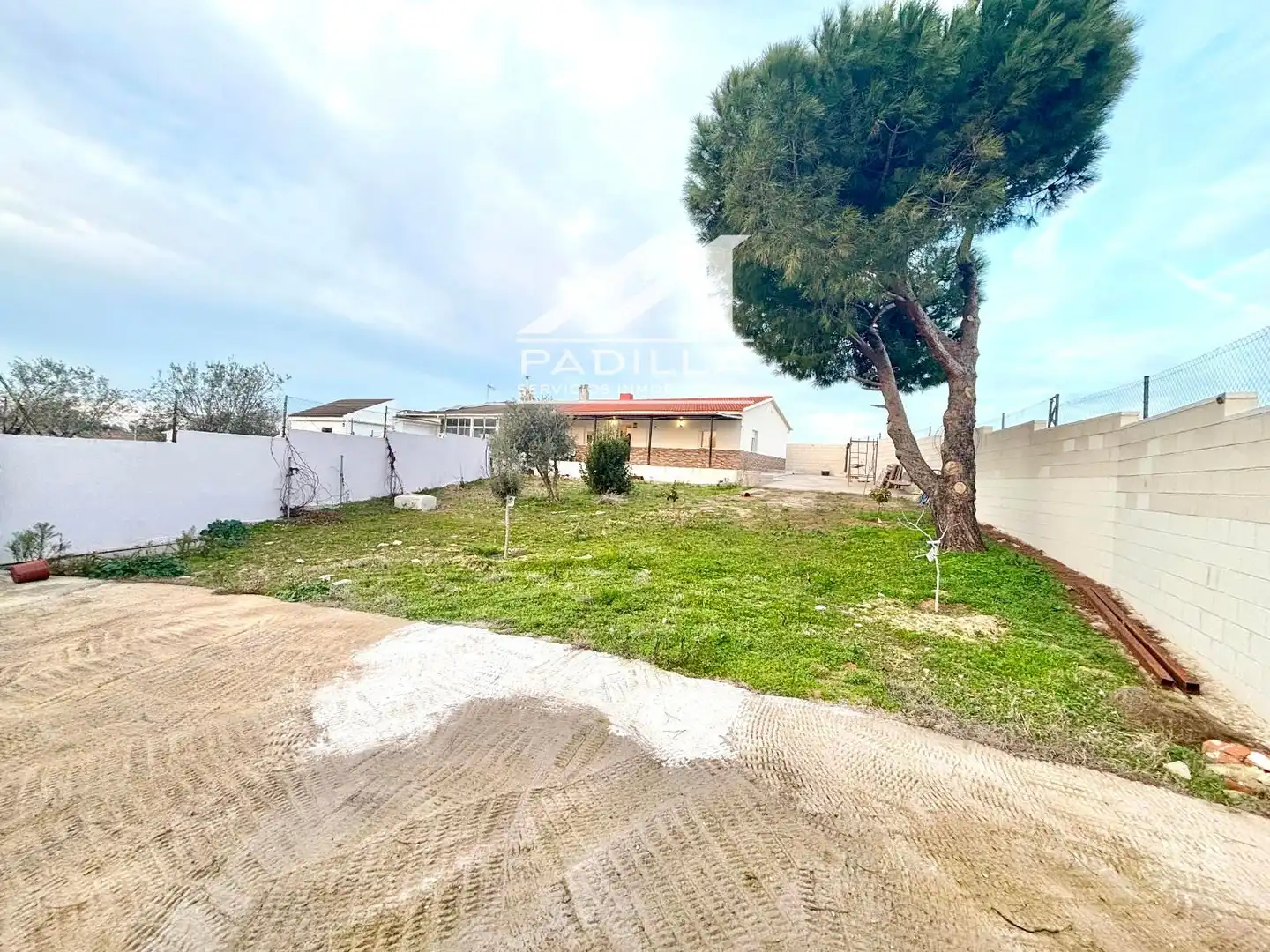 Casa adosada en venta en El Viso de San Juan con Calefacción