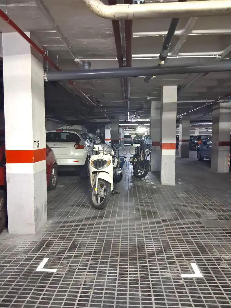 Individual en venta en Calle de la Indústria, imagen 8