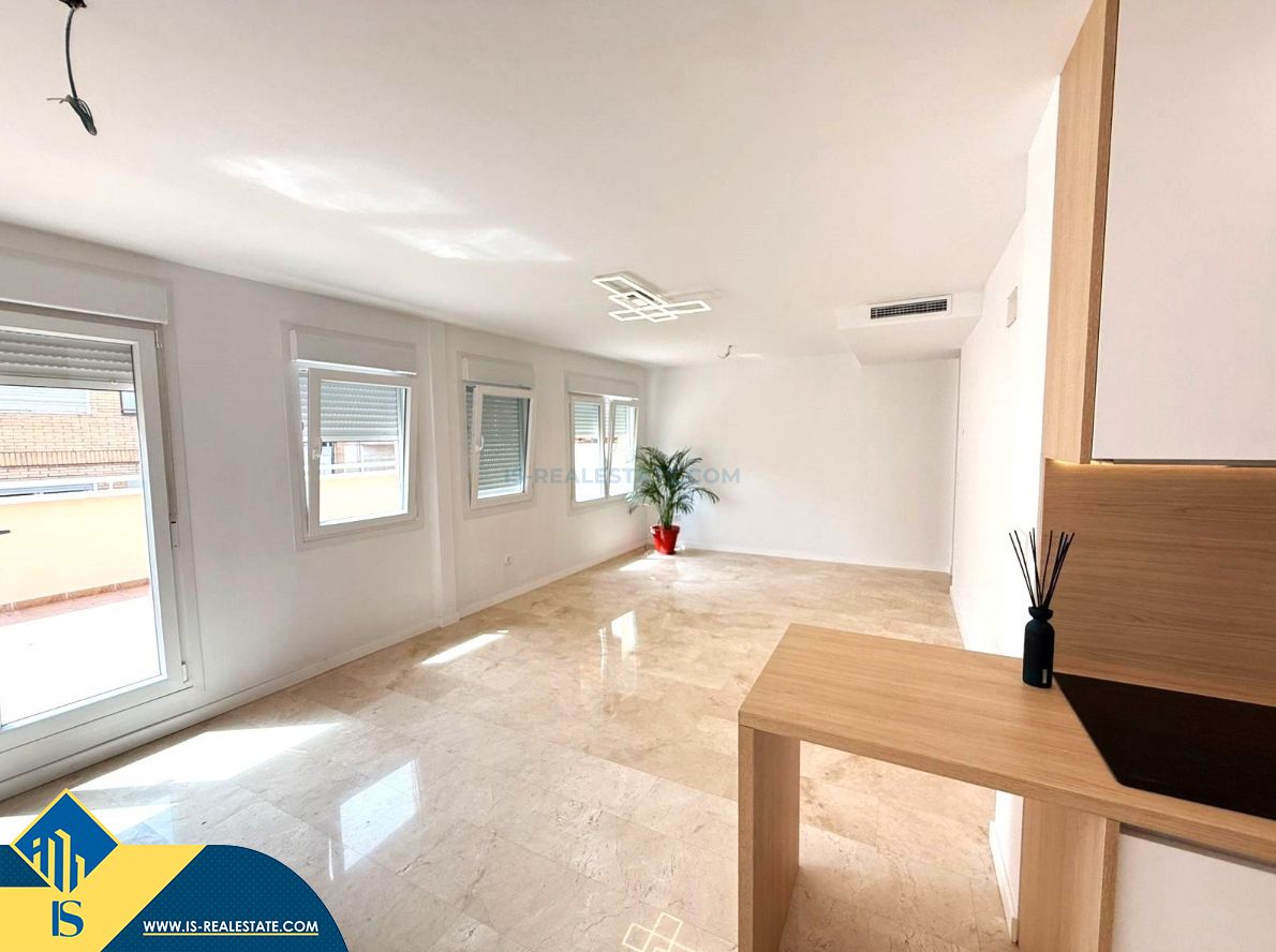 Attic for sale in Alicante / Alacant  with Air Conditioner, Heating and Terrace