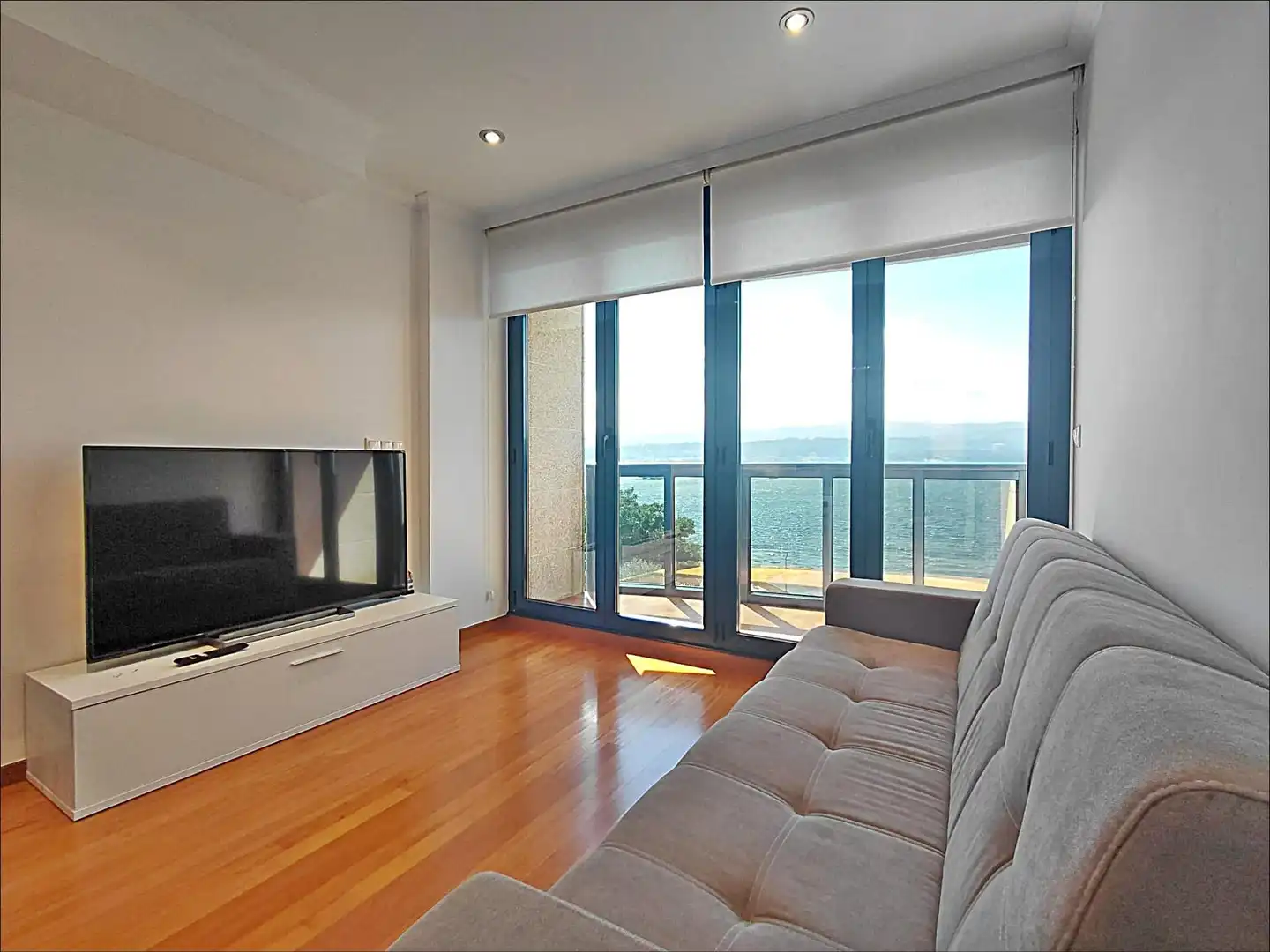Sala de estar de Piso en venta en Rianxo con Terraza y Amueblado