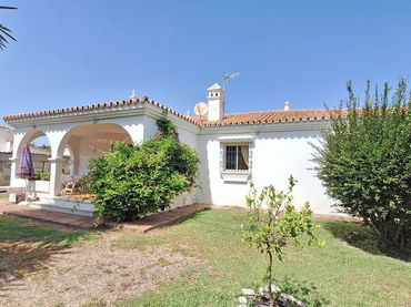Casa amb jardí en venda a Playa Bahía Dorada