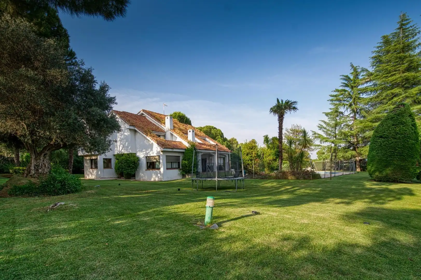 Detached house with terrace for sale in Calle del Valle de Tobalina