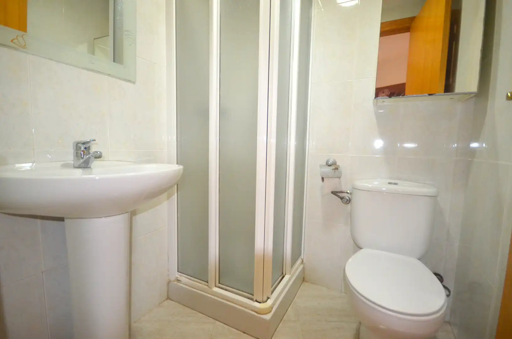 Baño de Piso de alquiler en Murcia con Aire acondicionado, Terraza y Trastero