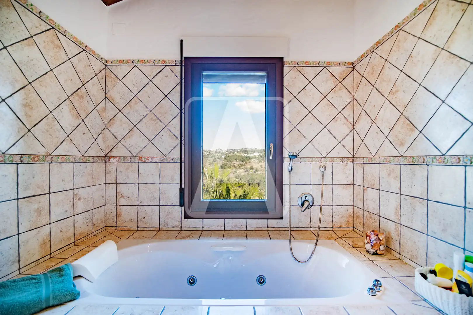 Baño de Finca rústica en venta en Benissa con Calefacción, Jardín privado y Terraza
