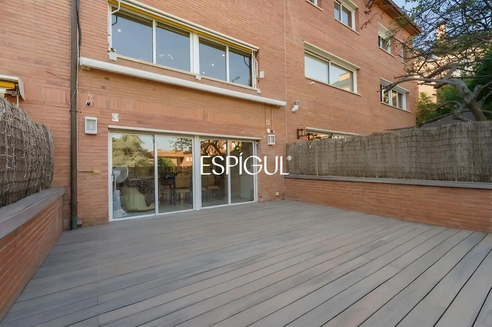 Terraza de Casa adosada en venta en Sant Cugat del Vallès con Aire acondicionado, Calefacción y Terraza