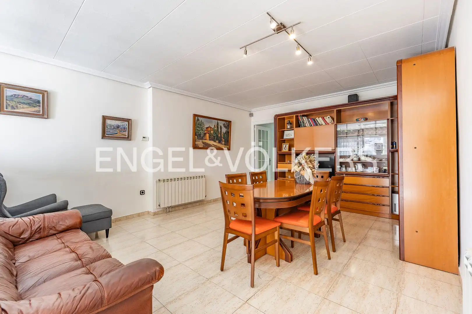 Comedor de Casa o chalet en venta en Terrassa con Aire acondicionado, Calefacción y Jardín privado