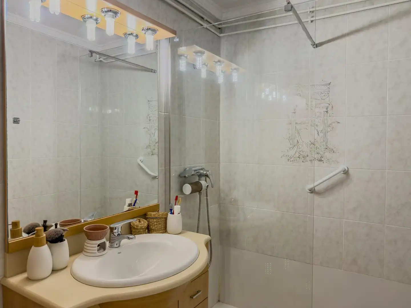 Baño de Piso en venta en Terrassa con Aire acondicionado, Calefacción y Balcón