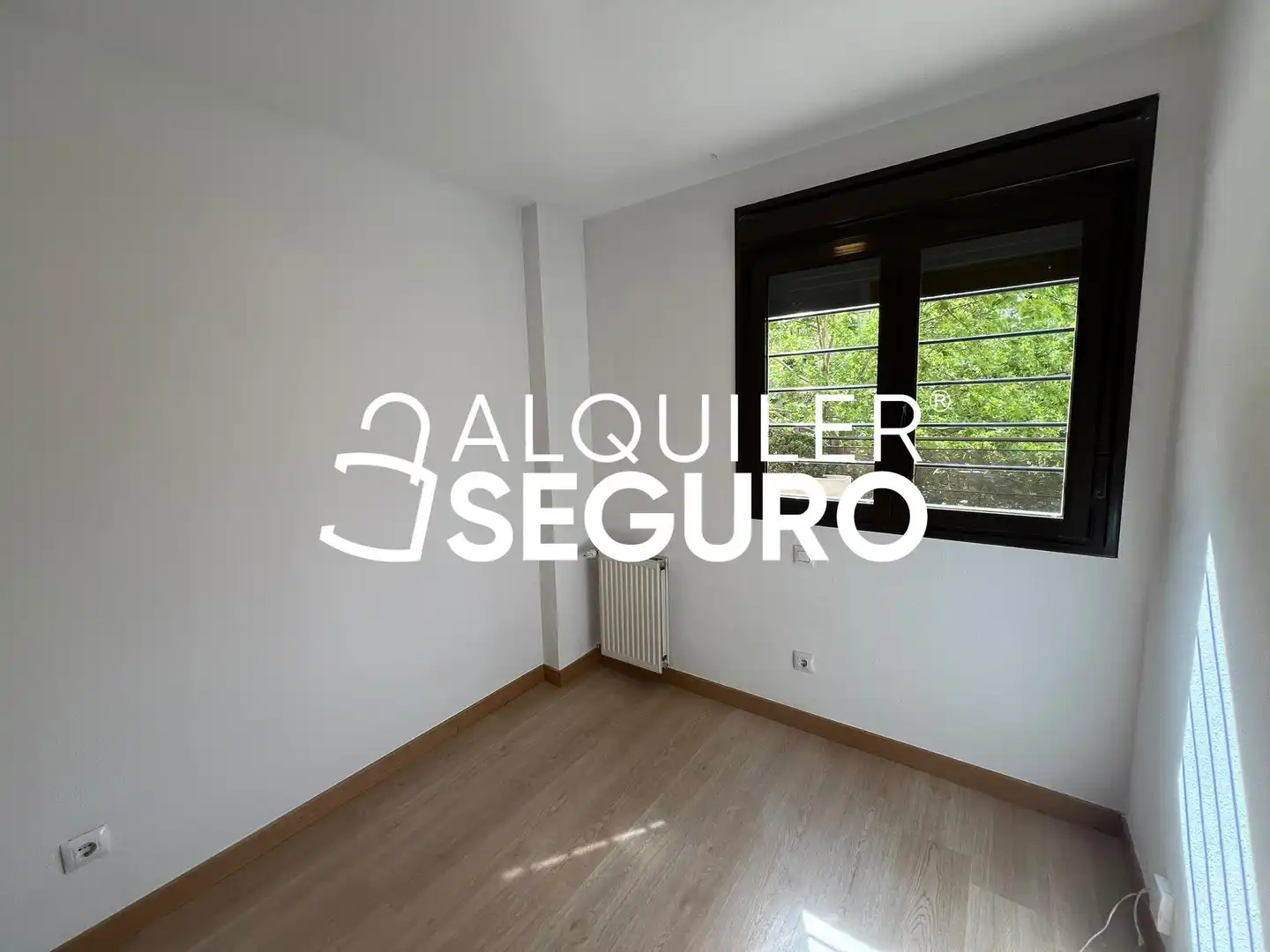 Bedroom of Flat for rent in San Sebastián de los Reyes  with Air Conditioner, Heating and Terrace