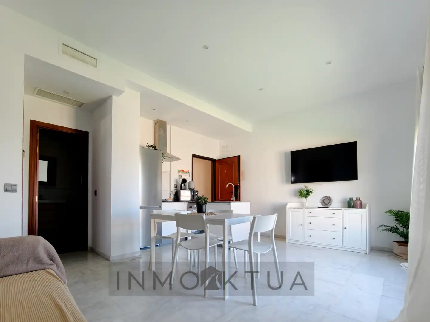 Vista exterior de Piso en venta en Bormujos con Aire acondicionado, Terraza y Amueblado