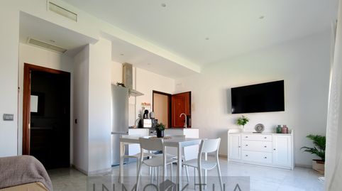 Foto 5 de Piso en venta en Avenida Juan Diego, Bormujos