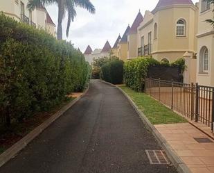 Vista exterior de Dúplex en venda en Santa Úrsula amb Jardí privat