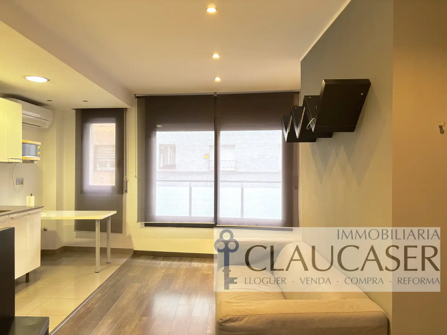 Flat for rent in Santa Coloma de Gramenet  with Heating, Furnished and Oven