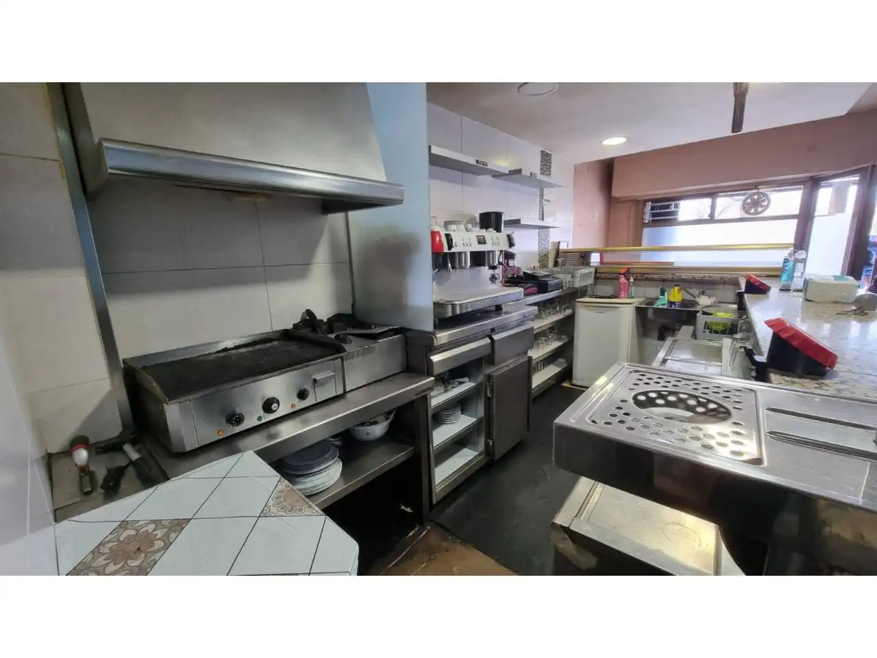 Local comercial en venda a Calle ESTEVE GARRELL 2, imagen 4