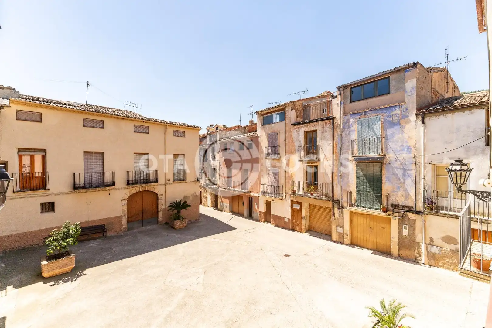 Vista exterior de Casa adosada en venta en Cabacés