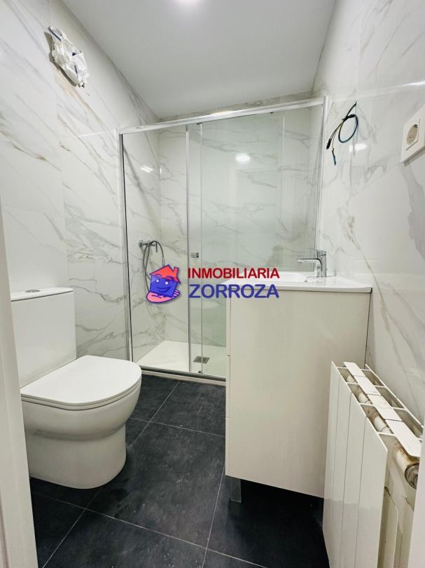 Bathroom of Flat for sale in Bilbao   with Heating and Balcony