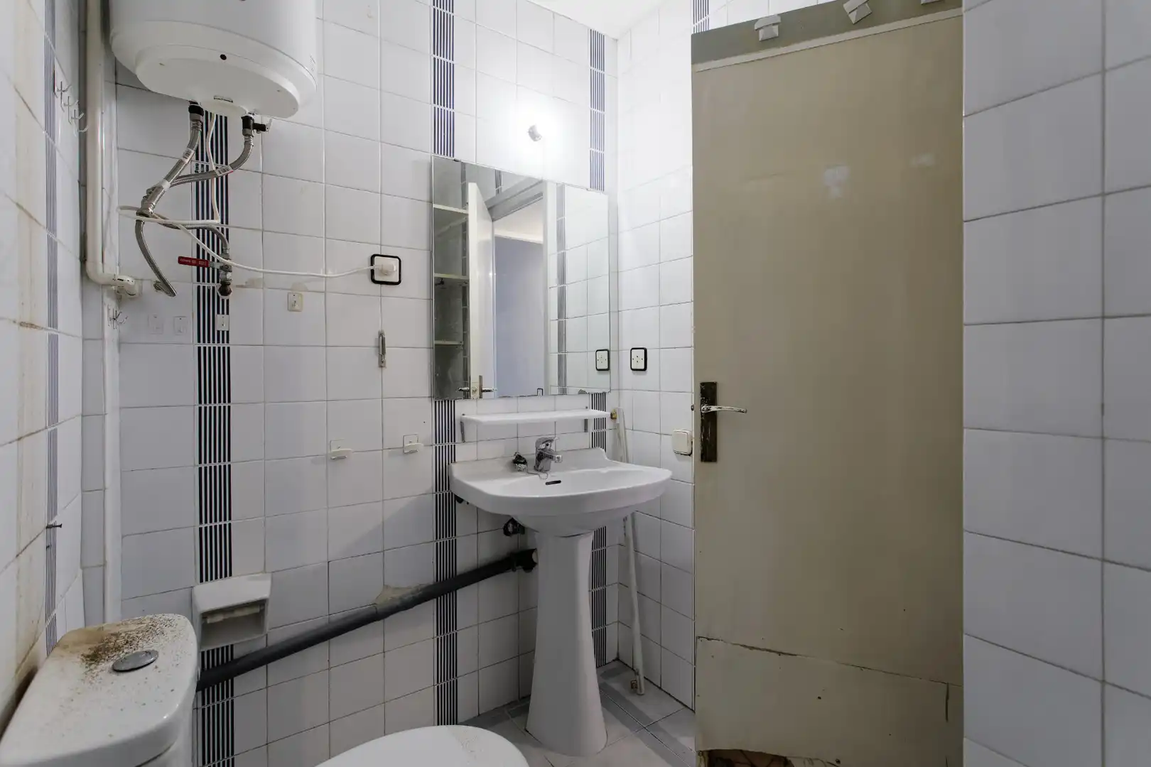 Baño de Ático en venta en Barcelona con Calefacción, Terraza y Domótica