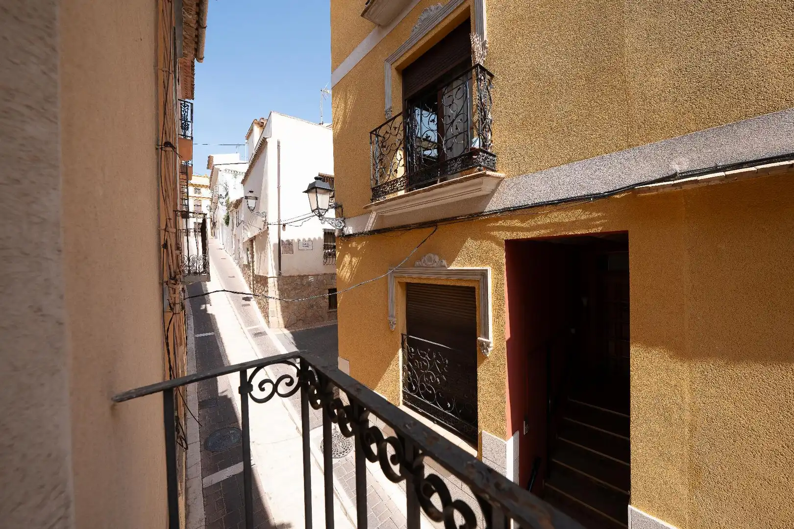 Vista exterior de Casa o xalet en venda en Polop amb Aire condicionat i Terrassa