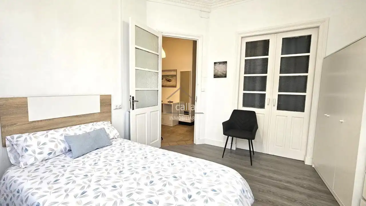 Bedroom of Flat for rent in Ferrol  with Heating and Furnished