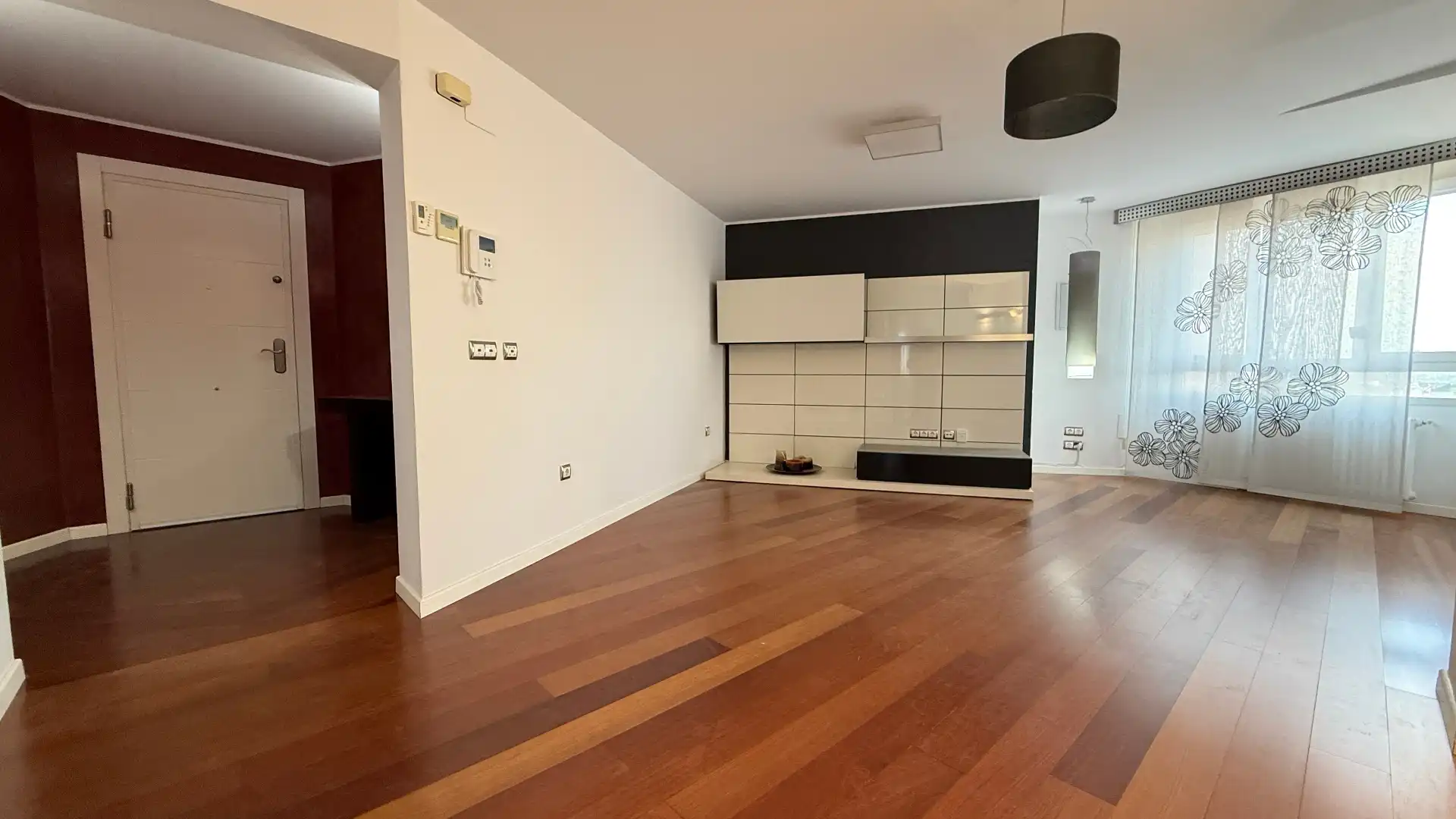 Piso en venta en Albacete con Aire acondicionado, Calefacción y Jardín privado