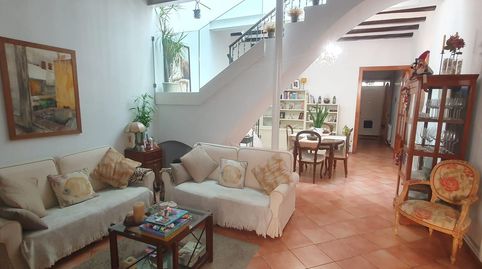 Foto 2 de Casa adosada en venta en Carrer de Colom, Centre, Rubí