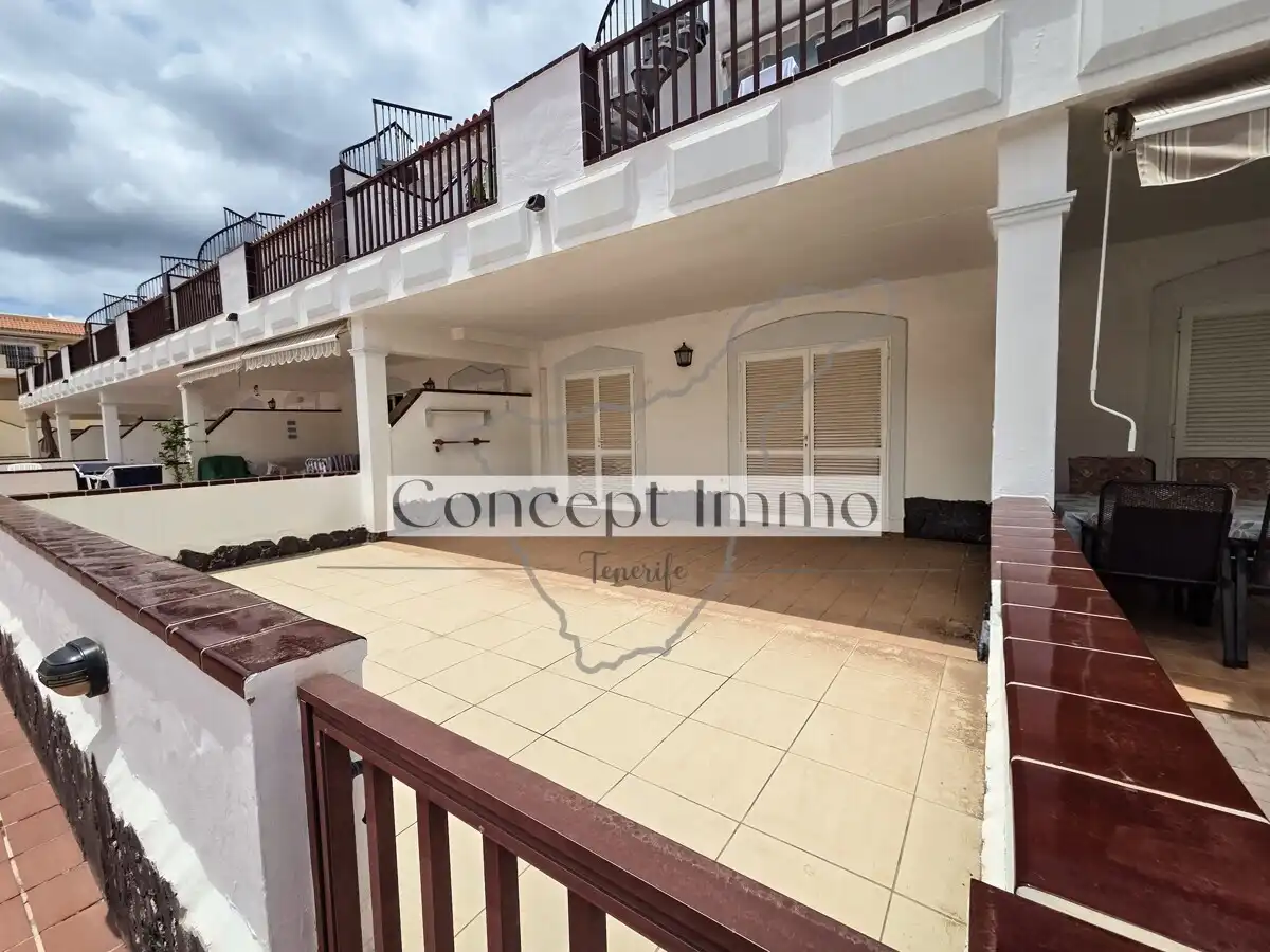 Terraza de Planta baja en venta en Arona con Terraza, Trastero y Alarma