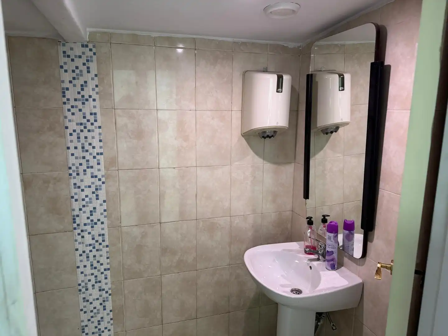 Baño de Local en venta en San Juan de Aznalfarache
