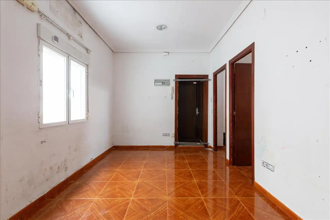 Piso en venta en  Madrid Capital con Terraza