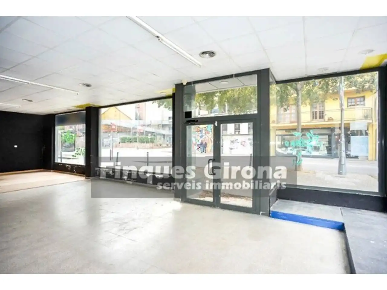 Local comercial en venta en Calle Santa Eugenia