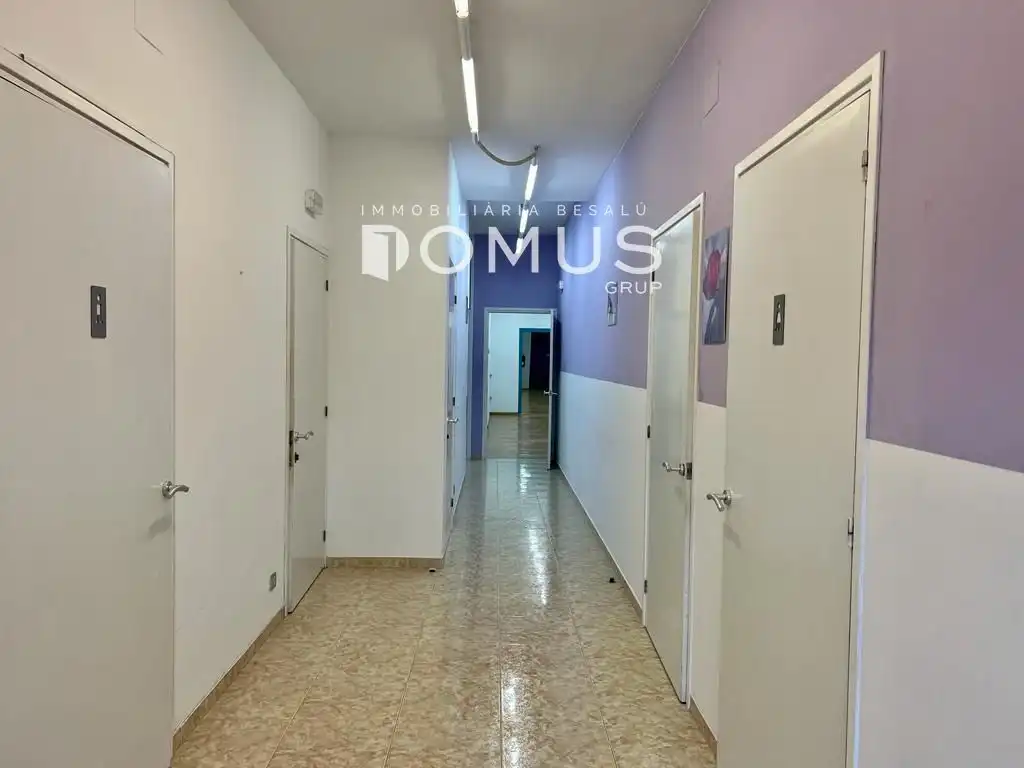 Business premises for sale in Olot, imagen 12