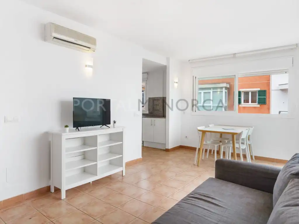Sala d'estar de Pis en venda en Ciutadella de Menorca amb Aire condicionat i Piscina comunitària