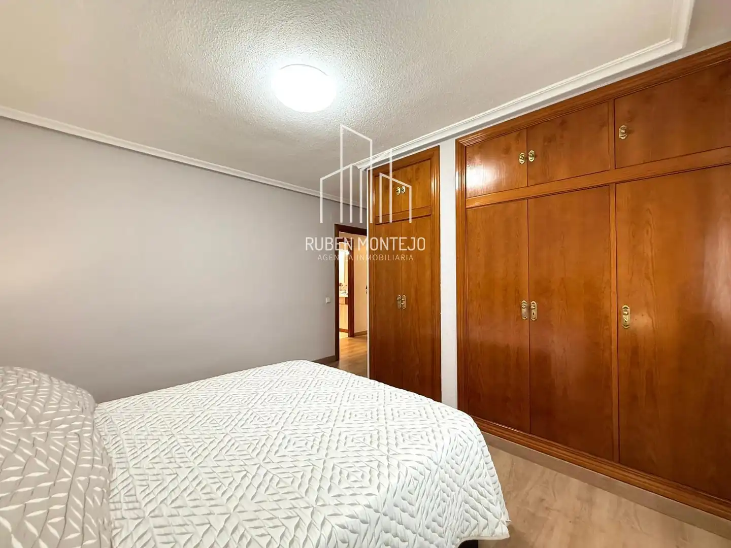 Habitación de Ático de alquiler en Salamanca con Calefacción, Terraza y Amueblado