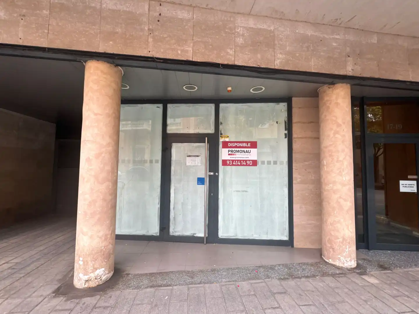 Local comercial en venta en Avinguda Catalunya 17