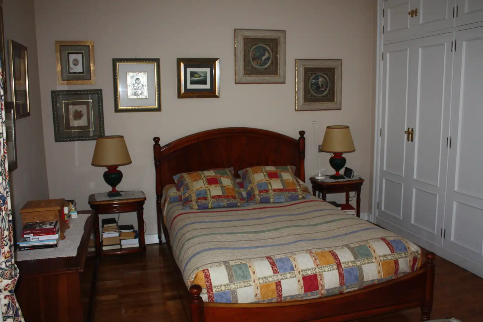 Schlafzimmer von Einfamilien-Reihenhaus zum Verkauf in Oviedo  mit Heizung, Privatgarten und Parkett