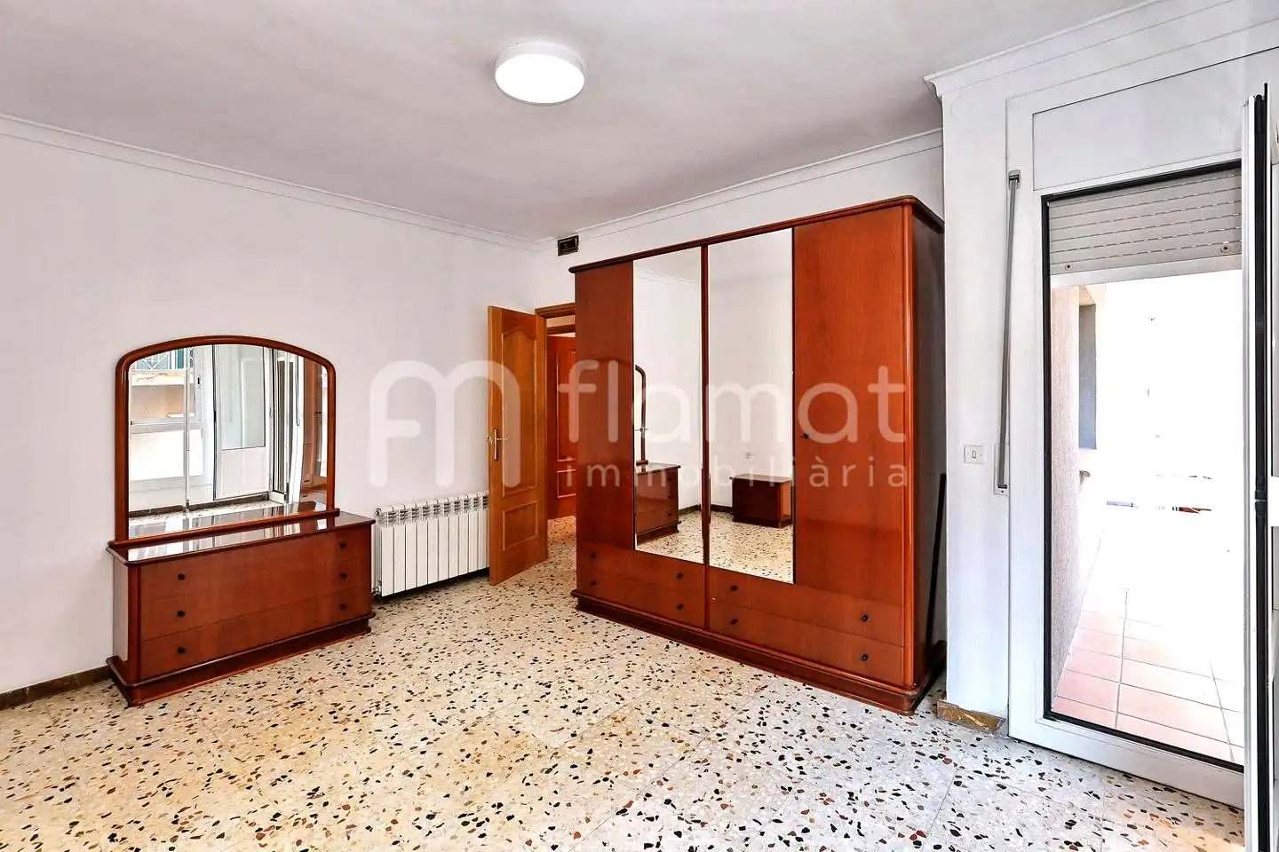 Bedroom of Flat for sale in Sabadell