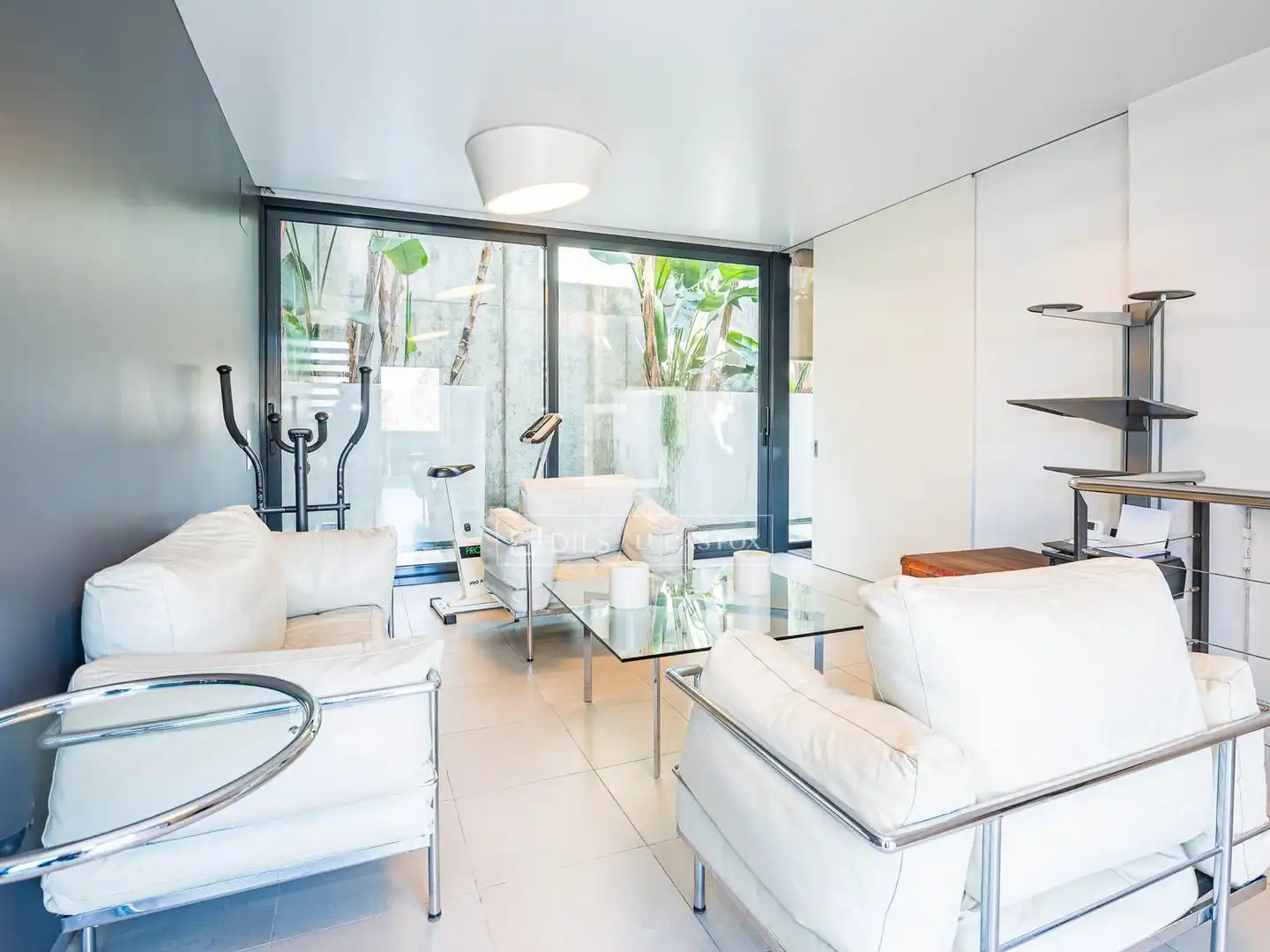 Sala d'estar de Casa o xalet en venda en Sant Cugat del Vallès amb Aire condicionat, Calefacció i Terrassa