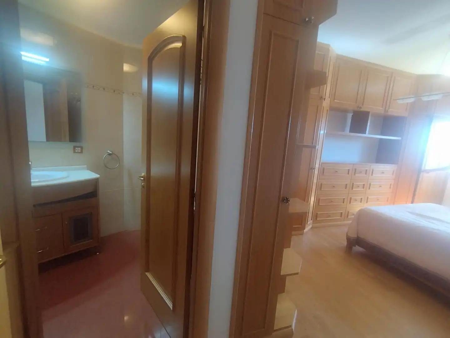 Dormitori de Apartament de lloguer en Lugo amb Calefacció, Terrassa i Traster