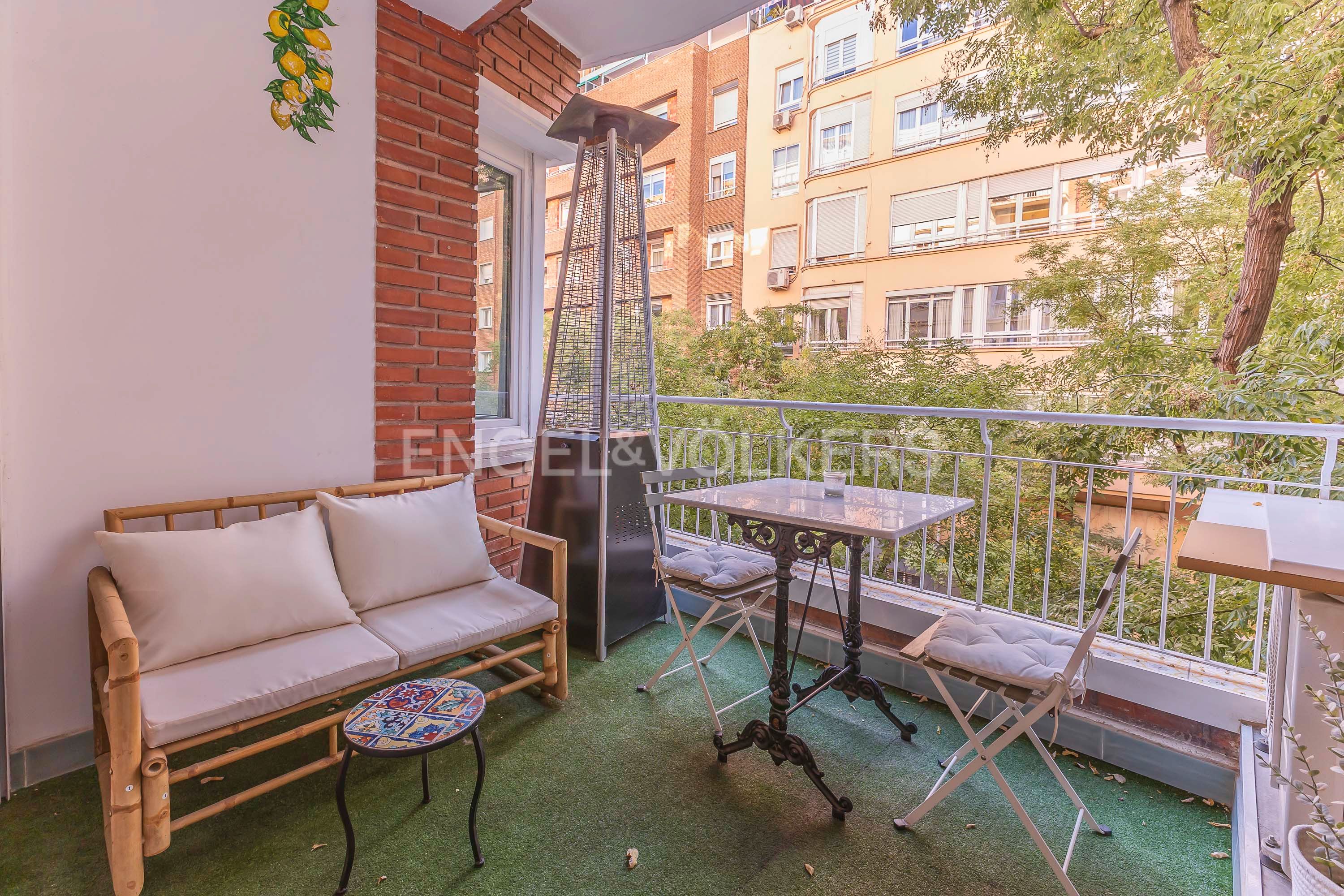 Terrace of Apartment for sale in  Madrid Capital  with Air Conditioner, Heating and Parquet flooring