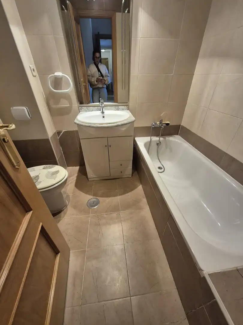Baño de Piso en venta en Ávila con Calefacción