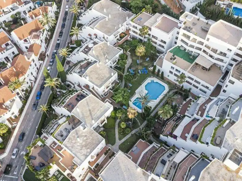 Vista exterior de Planta baixa de lloguer en Marbella amb Aire condicionat, Calefacció i Terrassa