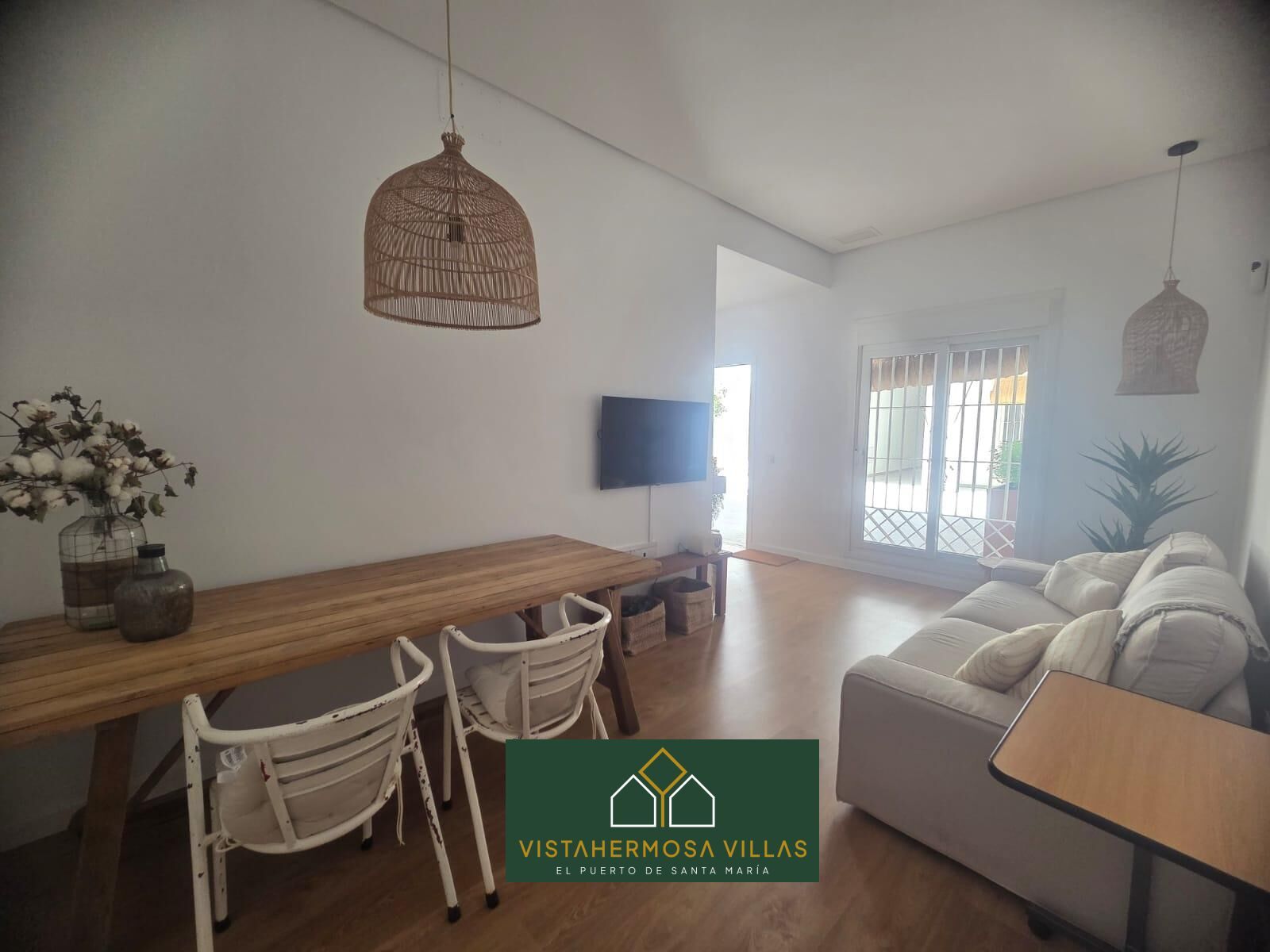 Sala d'estar de Planta baixa de lloguer en El Puerto de Santa María amb Aire condicionat i Calefacció