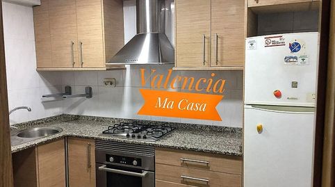Foto 4 de Piso de alquiler en Torrefiel, Valencia Capital