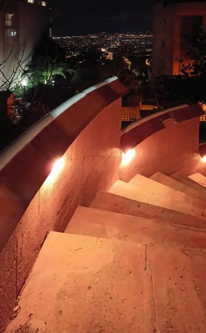 Casa con giardino in vendita a Carrer dels Algarves, imagen 10