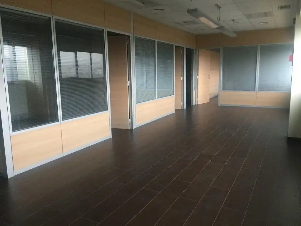 Office for rent in Arteixo  with Air Conditioner