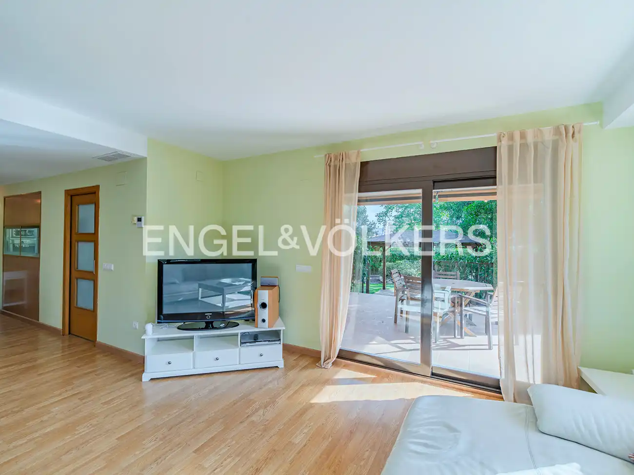 Sala de estar de Casa o chalet en venta en El Campello con Aire acondicionado, Calefacción y Jardín privado