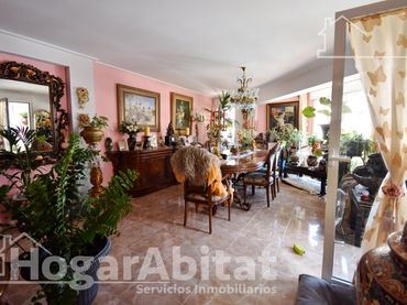 Flat with balcony for sale in Avenida Marquesado