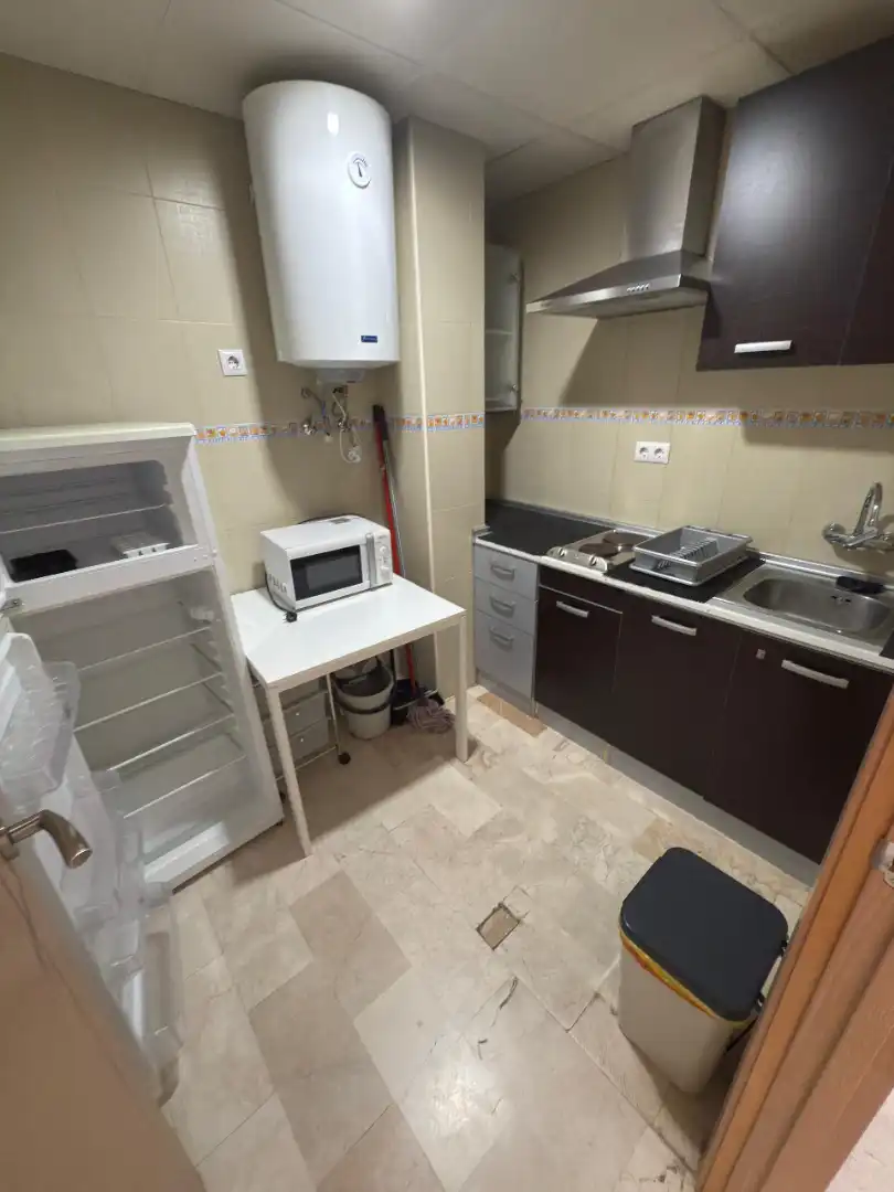 Apartament de lloguer a Calle Cardenal Mendoza, Centro - Sagrario