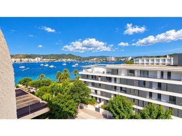 Apartament amb piscina en venda a Calle Burgos