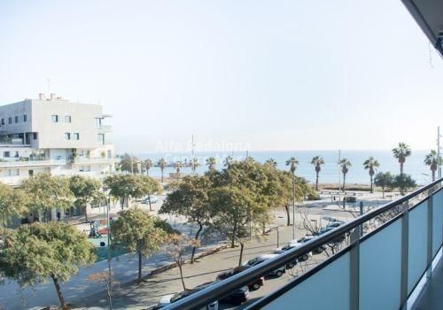 Exterior view of Flat for sale in Badalona  with Air Conditioner, Heating and Parquet flooring