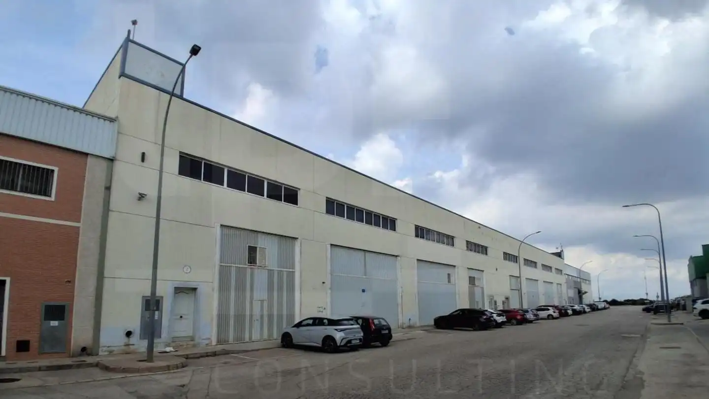 Nau industrial de lloguer a Alcàsser, Valencia