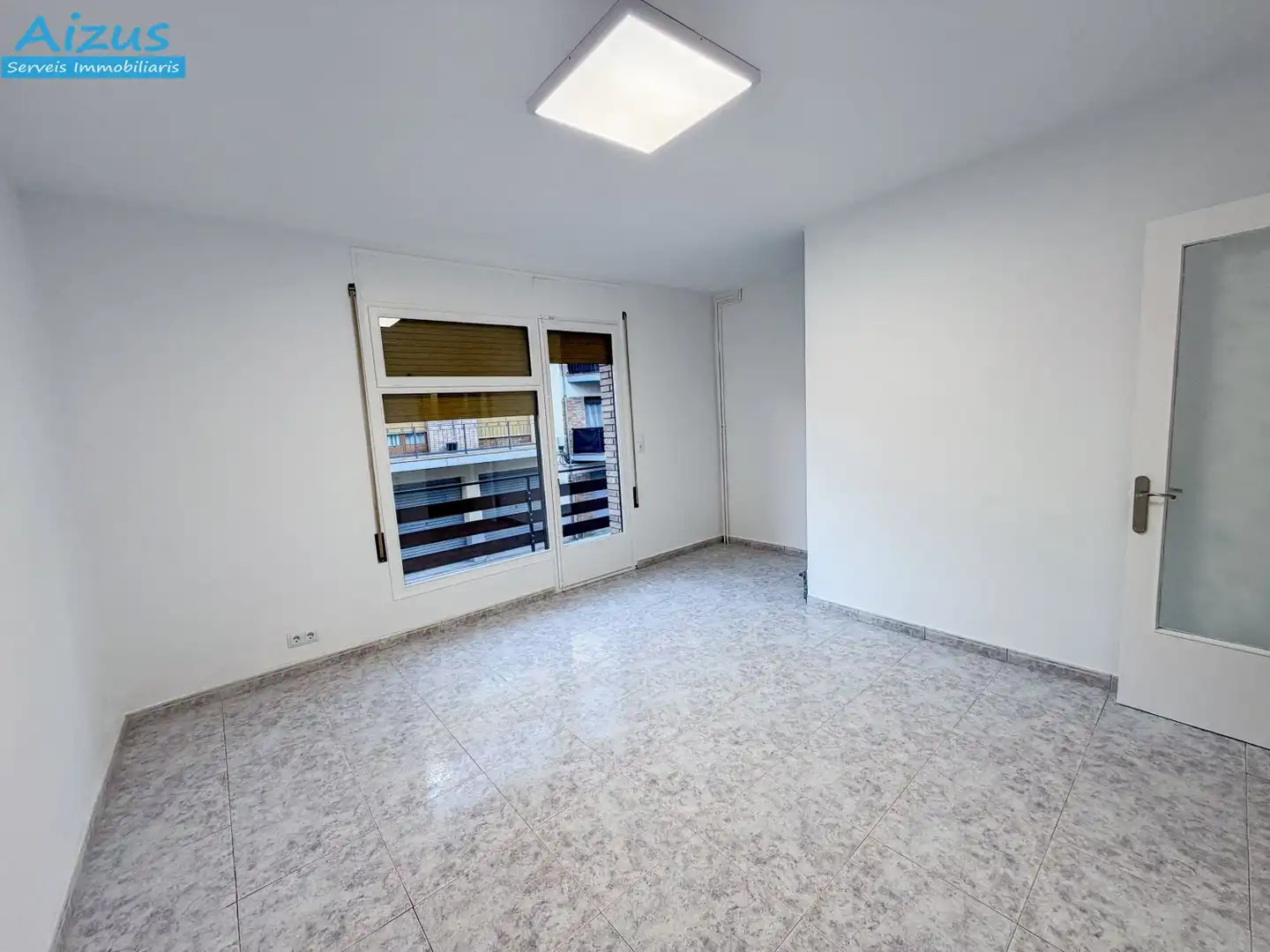 Adosado con balcón en venta en Torelló, imagen 3